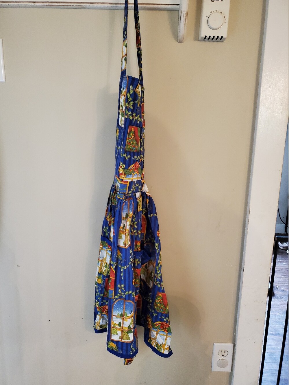 Vintage Handmade Quilted Christmas Pinafore Pleated Blue  Vintage Festive Apron